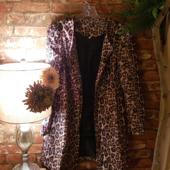Cheetah Print Boyfriend Blazer 1 LEFT - Picture 1 of 6